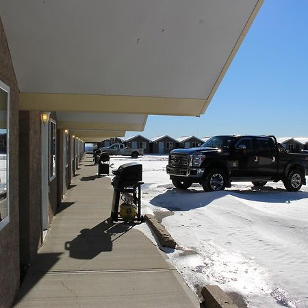 Welcome Inn Swan Hills Екстериор снимка